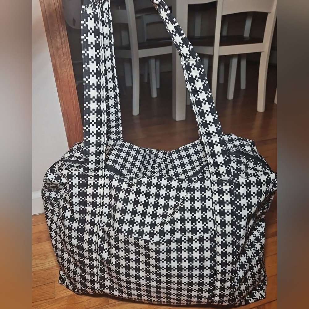 Pixel gingham Cloud carry on